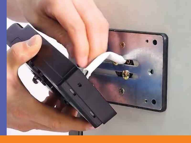 نصب سیستم داخلی قفل هوشمند